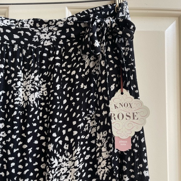 Knox Rose floral faux wrap midi skirt NWT - Picture 3 of 9